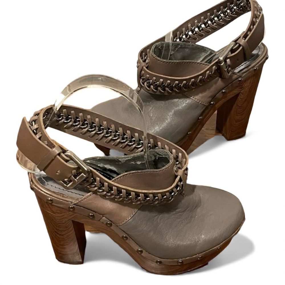 Gianni Bini Shale Chunky Clogs With Chain Detail Ankle Strap Gray and Brown 7M
